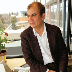 Rafi Samizay fled his native Afghanistan during the Soviet occupation. Now he is helping rebuild Kabul. Robert Hubner Rafi Samizay fled his native Afghanistan during the Soviet occupation. Now he is helping rebuild Kabul. Robert Hubner