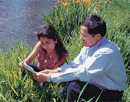 The Agri-Environmnetal and Bioproducts Engineering Research Group, headed by Shulin Chen (right), is involved in a number of projects generally related to water quality.