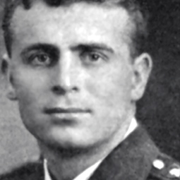 Joe Collart '39