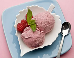 Raspberry Frozen Custard. <em>Courtesy Washington Red Raspberry Commission</em>