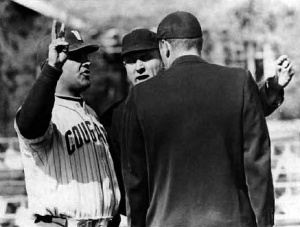 "Bobo" blasts the umpires.