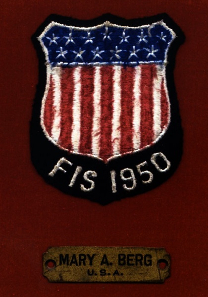 File:Peel 1950 Olympic badge.jpg